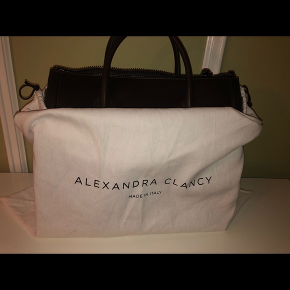 Alexandra Clancy Sullivan Tote - Picture 7 of 7